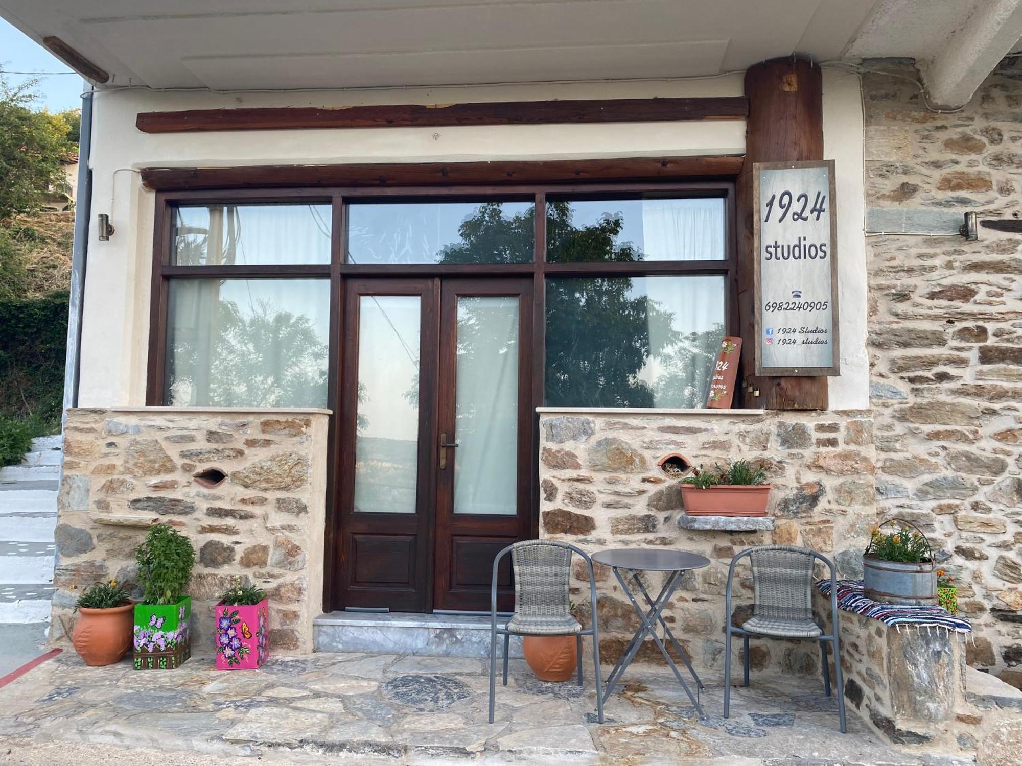 1924 Studios 4 Agios Petros  Exterior foto